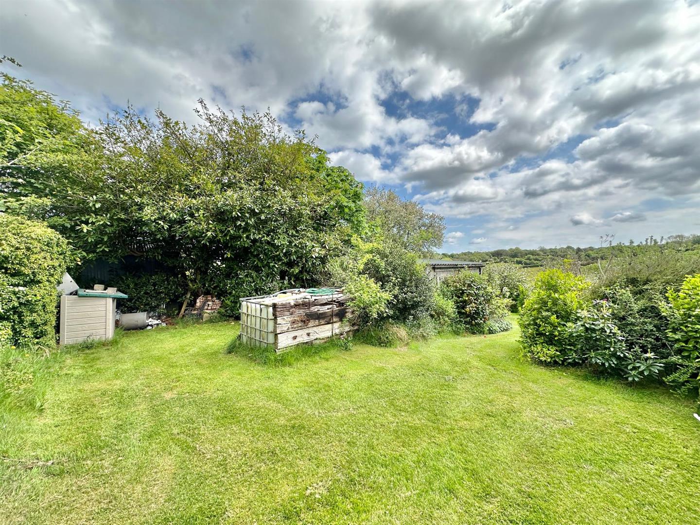 Tomperrow, Threemilestone, Truro